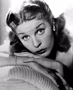 Publicity photo of Martha Raye.