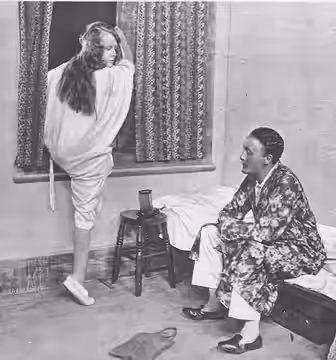 Dinah Partlett (Edna Best) and Tony Blunt (Owen Nares) in West End production of 'Quarantine' (1922)