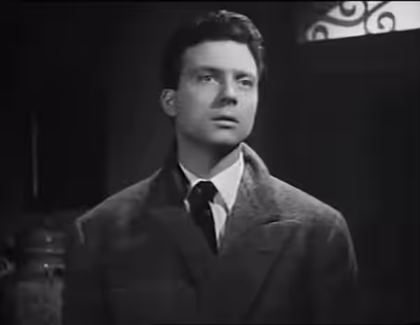 Franco Interlenghi in una scena del film italiano Ergastolo (1952).