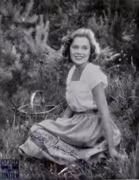 Ulla Jacobsson.1929–1982, svensk skådespelare.