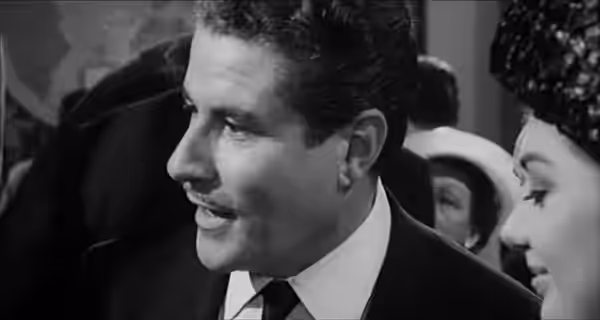 Amedeo Nazzari in una scena del film italiano Le monachine (1963).