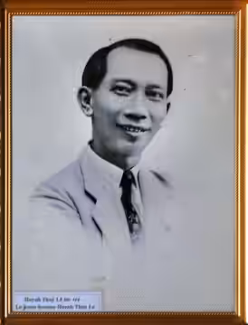 Portrait de M. Huynh Thuy Le (l'amant chinois du roman de Marguerite Duras) Sa Dec est une petite bourgade au bord du Mékong possédant quelques belles maisons e (2011)
