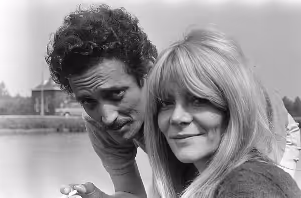 Collectie / Archief : Fotocollectie Anefo Reportage / Serie : [ onbekend ] Beschrijving : Nieuwe Nederlandse speelfilm, de twee hoofdrolspelers Ben Carruthers e (1967)