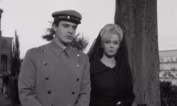 Screenshot dal film Psycosissimo (1961) estratto personalmente