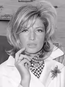 "Modesty Blaise" film van Amerikaan Joseph Losey. Filmopnamen te Amsterdam. Monica Vitti en tegenspeler Terence Stamp 12 juli 1965