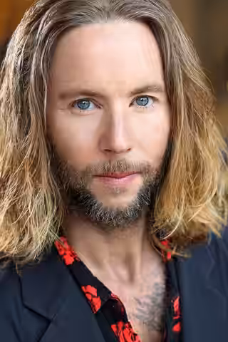 Greg Cipes