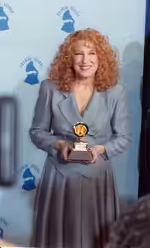 Photo of Bette Midler backstage at the Grammy Awards. (1990)