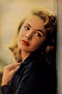 Sandra Dee, April, 1959