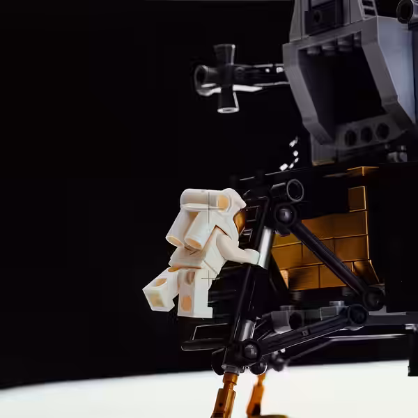 Buzz (2020)