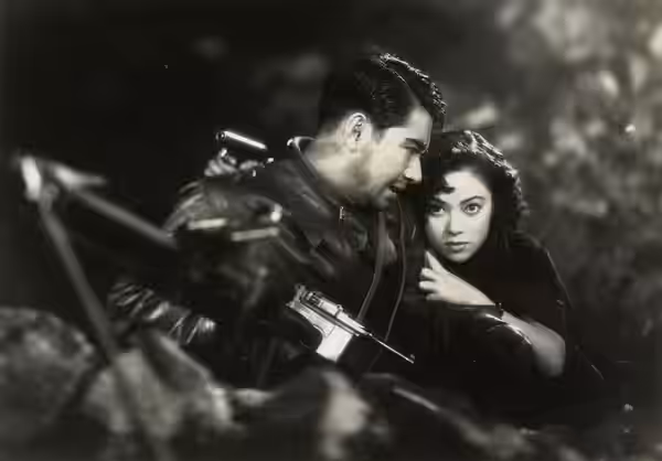 Kazuo Hasegawa and Yoshiko Ōtaka (Shirley Yamaguchi) in Byakuran no uta (白蘭の歌) directed by Kunio Watanabe - 1939