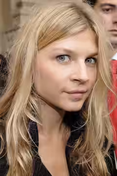 Clémence Poésy (2009)