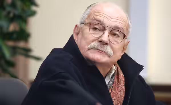 Кинорежиссёр Никита Михалков в ходе заседания Совета по культуре (в режиме видеоконференции). Фото: Сергей Фадеичев, ТАСС (2026)