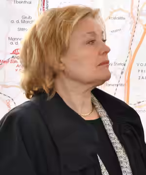 Magda Vášáryová