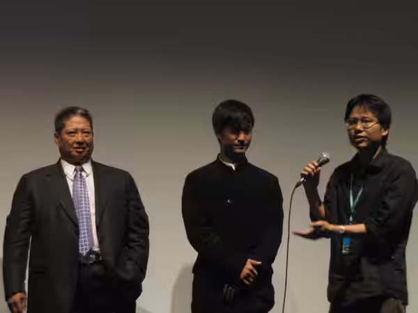 Wu Jing sounded a bit timid during the Q&A... the interpreter was not much better. (2005)