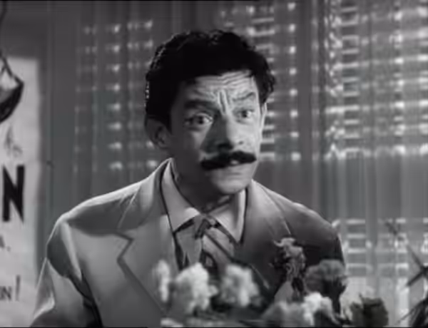 Tino Scotti in una scena del film italiano La famiglia Passaguai (1951)