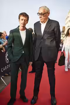 at accompagné t r (2018)