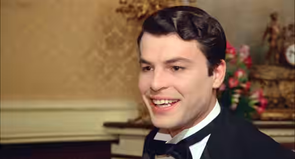 Michele Placido in una scena del film italiano Divina creatura (1975)