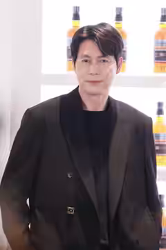 Actor Jung Woo Sung at a Ballantine's event in Seoul, South Korea in March 2021.
