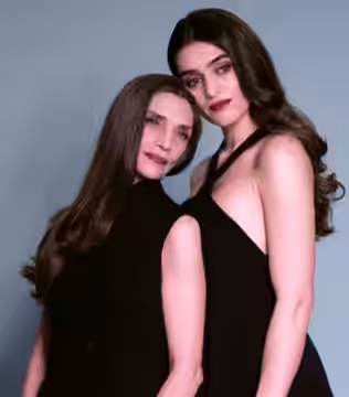 Ángela and Olivia Molina for Mujerhoy in 2017
