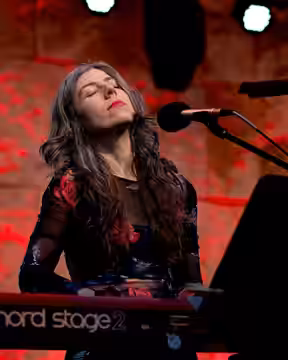 Julia Holter @ Getty Center 07/27/2024