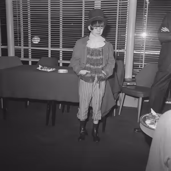 Collectie / Archief : Fotocollectie Anefo Reportage / Serie : [ onbekend ] Beschrijving : Serie. Jack Wild (Dodger in film "Oliver") tijdens persconferentie in  (1968)