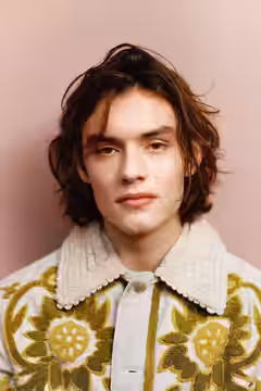 Louis Partridge