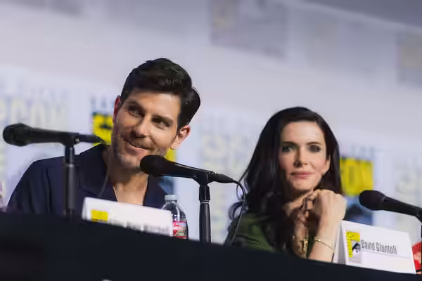 David Giuntoli &amp; Elizabeth Tulloch at San Diego Comic Con 2026