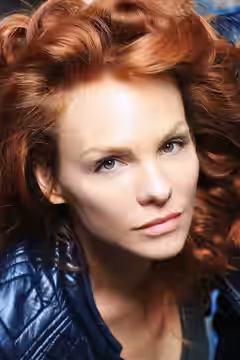 Anne Leighton