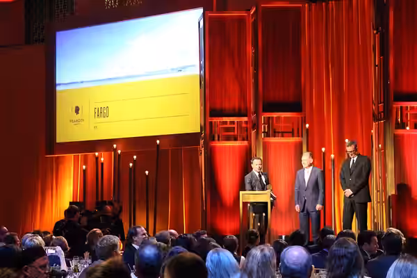 Executive Producer Noah Hawley accepts the Peabody for Fargo. He is joined on the stage by Warren Littlefield and John Cameron. (2015)