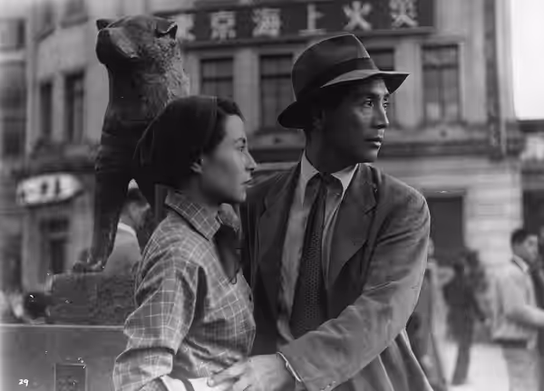 Yoshiko Kuga and Masayuki Mori in Koibumi (恋文) directed by Kinuyo Tanaka - 1953