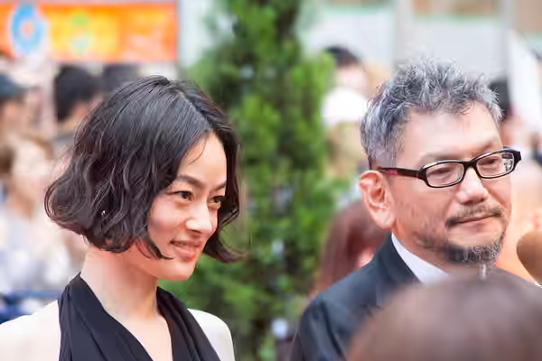 シン・ゴジラ ワールドプレミア レッドカーペットイベント 市川実日子 庵野秀明 (2016)