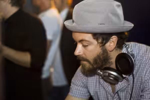 en:Danny Masterson.jpgBlender Afterparty - Danny Masterson 1 (2007)