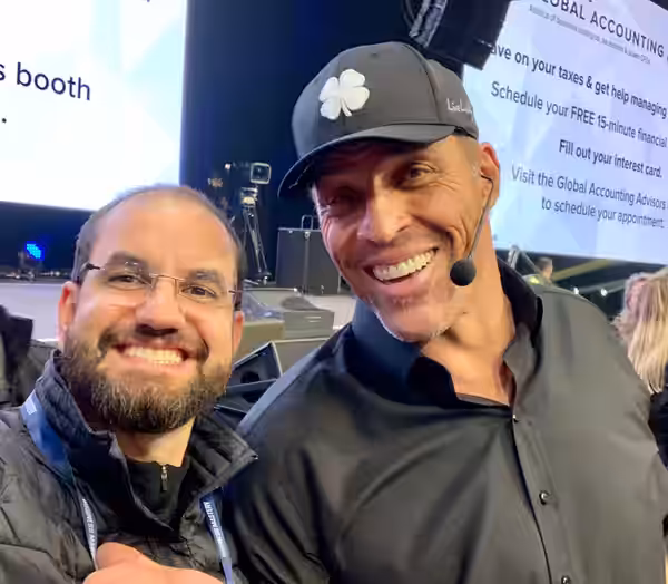 Eduardo Volpato with Anthony Robbins at Business Mastery 2019