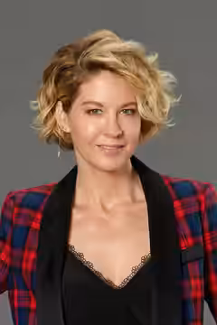 Jenna Elfman