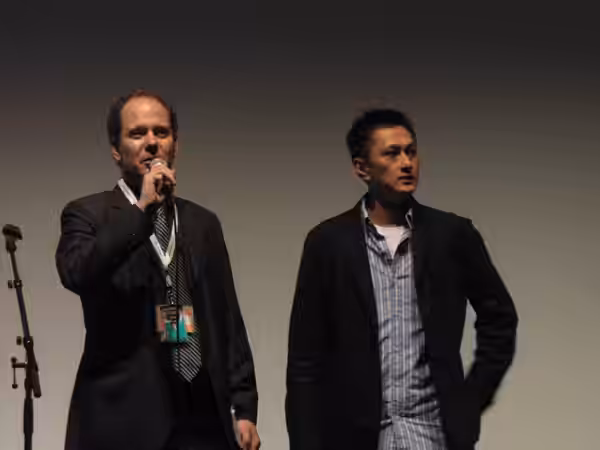 Colin Geddes introduces Wilson Yip, director of "SPL", "Juliet in Love" and "Bullets Over Summer", among others (which I find much less appealing than these thr (2005)