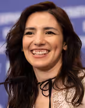 Lila Avilés