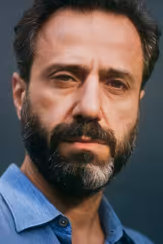 Ebrahim Azizi