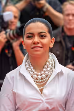 Hadis Pakbaten at Cannes Film Festival Red Carpet Premiere for Un Simple Accident (2025)