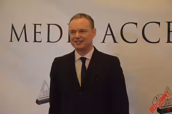 Depicted person: Wash Westmoreland – American film director www.redcarpetreportv.com Mingle Media TV and our Red Carpet Report team with host Denise Salcedo wer (2015)