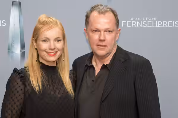 Deutscher Fernsehpreis 2018 - Nadja Uhl mit Begleitung
