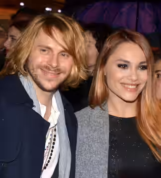 Jean-Baptiste Shelmerdine et Joy Esther à la cérémonie des Globes de cristal (2017)