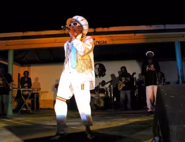 Bunny Wailer, Negril. Foto: Dubdem e FabDub. (2009)