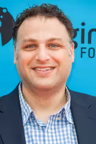 Adam Pava