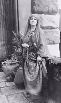 Claire McDowell as the Mother of Ben-Hur in Ben-Hur (1926)