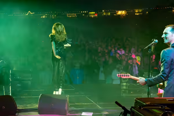 Sophie Ellis Bextor and Dan Gillespie Sells. And some other people (2018)