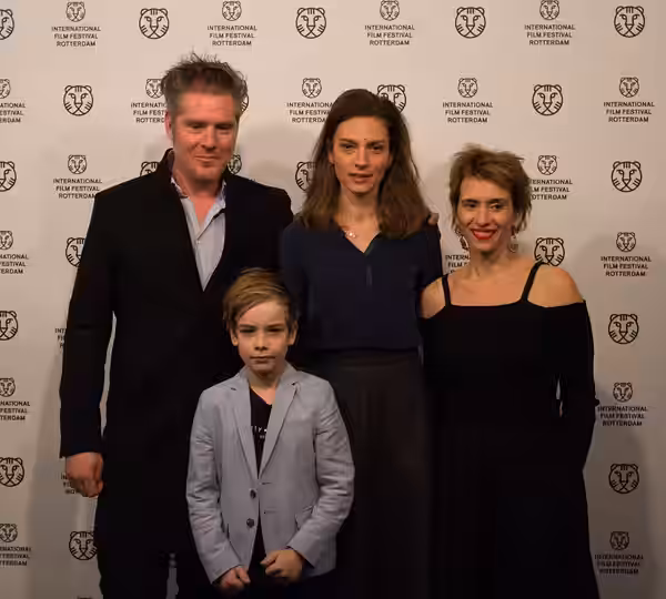 cast &amp; crew of Porselein (2020)