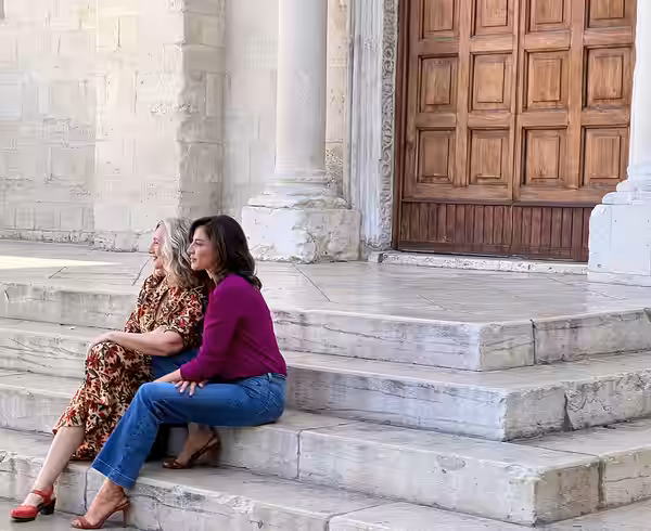 Set di Le indagini Lolita Lobosco, serie televisiva prodotta dalla RAI, allestito su Piazza dell’Odegitria, di fronte la Cattedrale di Bari (2022)
