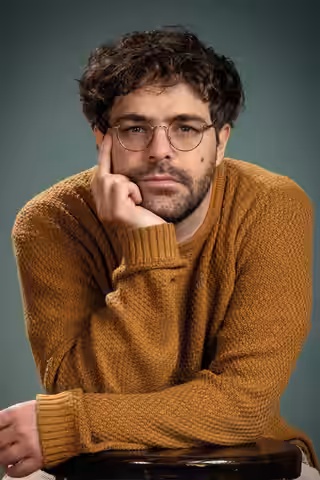 Peter Lanzani