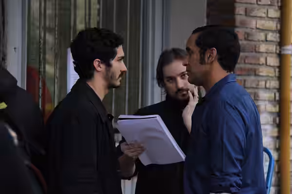 Diego Corsini dirigiendo Pasaje de Vida con Chino Darín y Diego Alonso (2014)