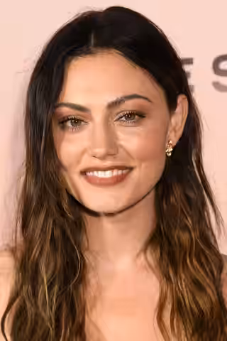 Phoebe Tonkin
